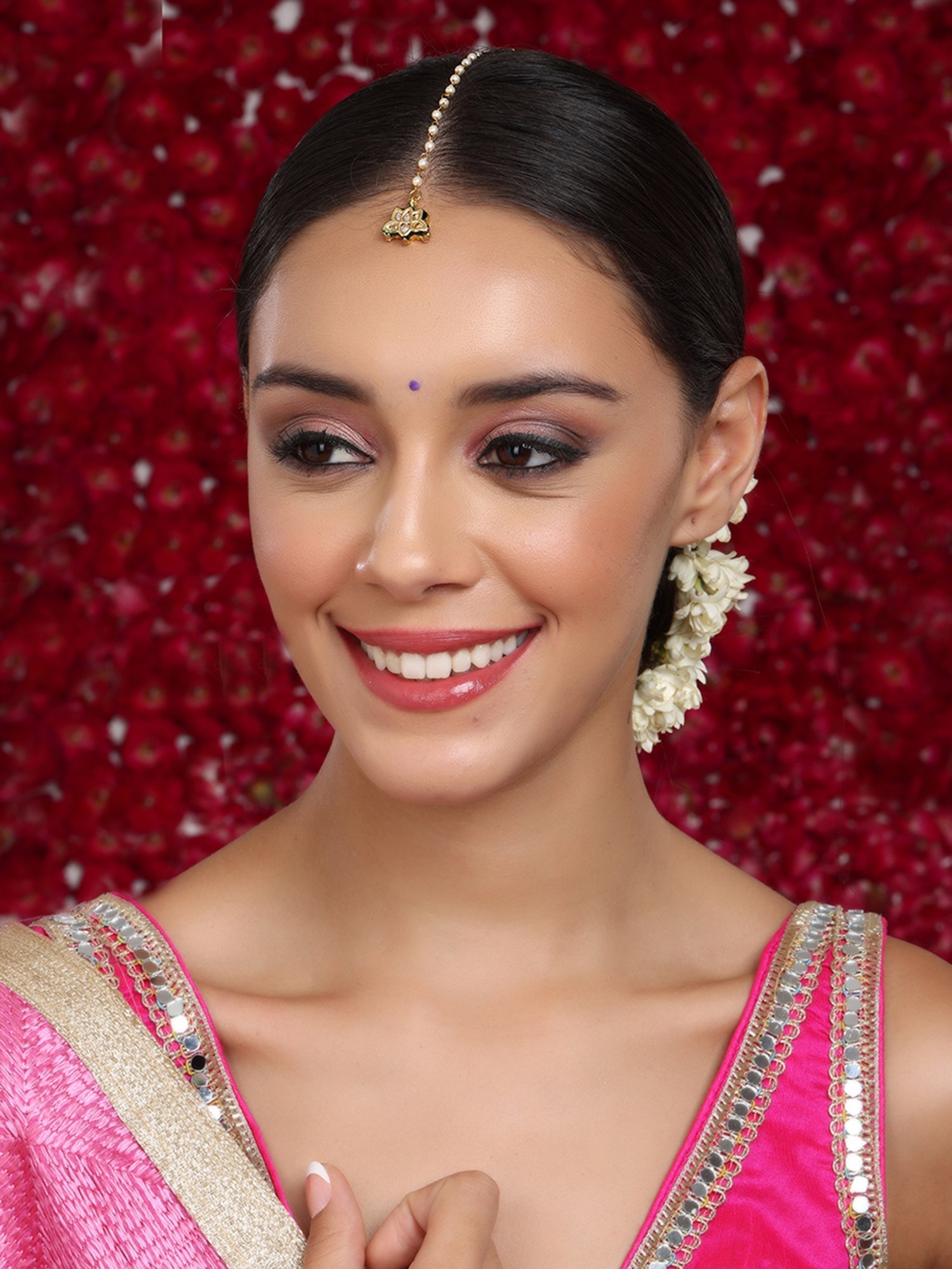 Kundan Maang Tikka - Ruby Raang | Grocsy