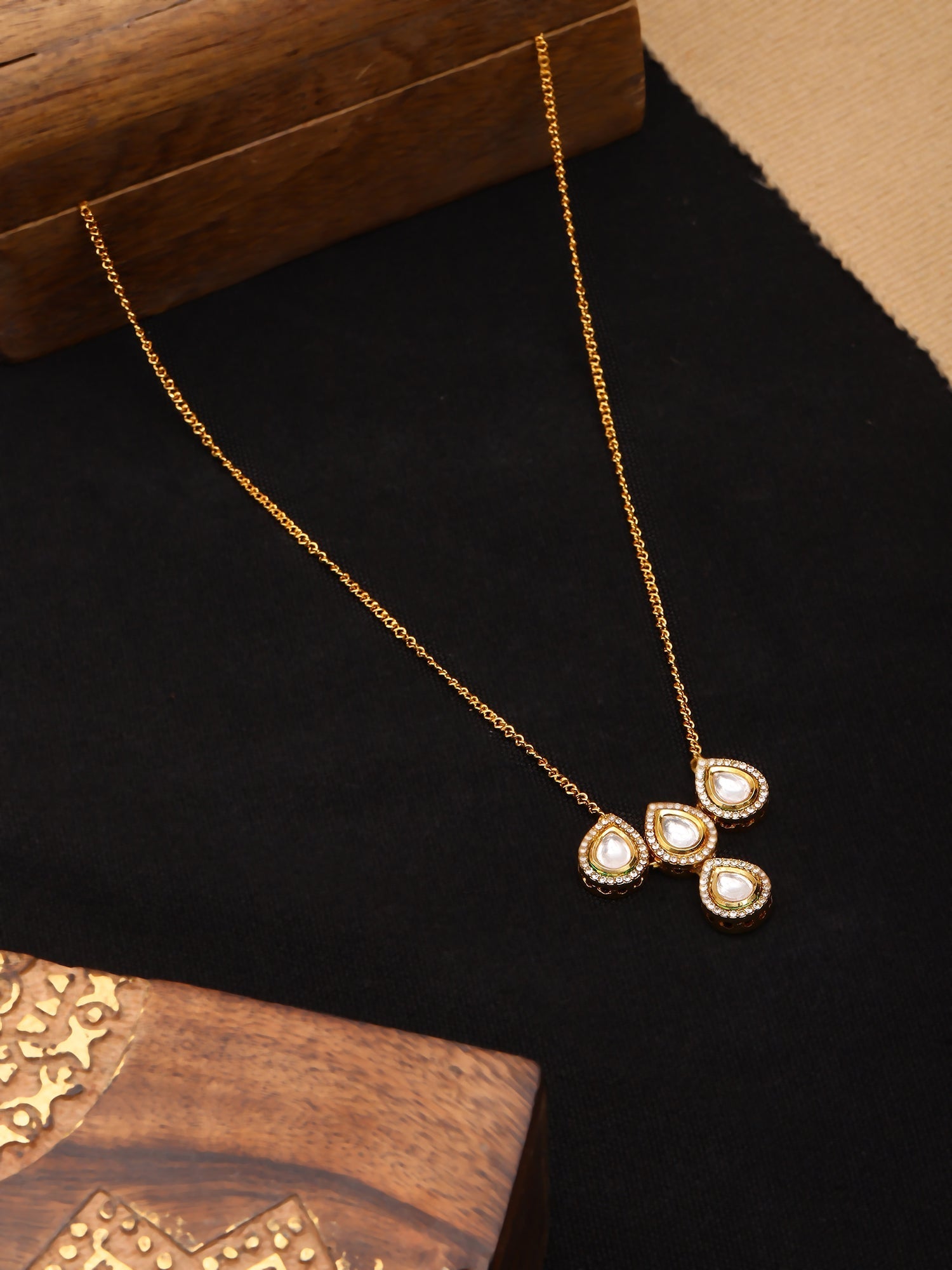 Kundan Golden Necklace - Ruby Raang | Grocsy
