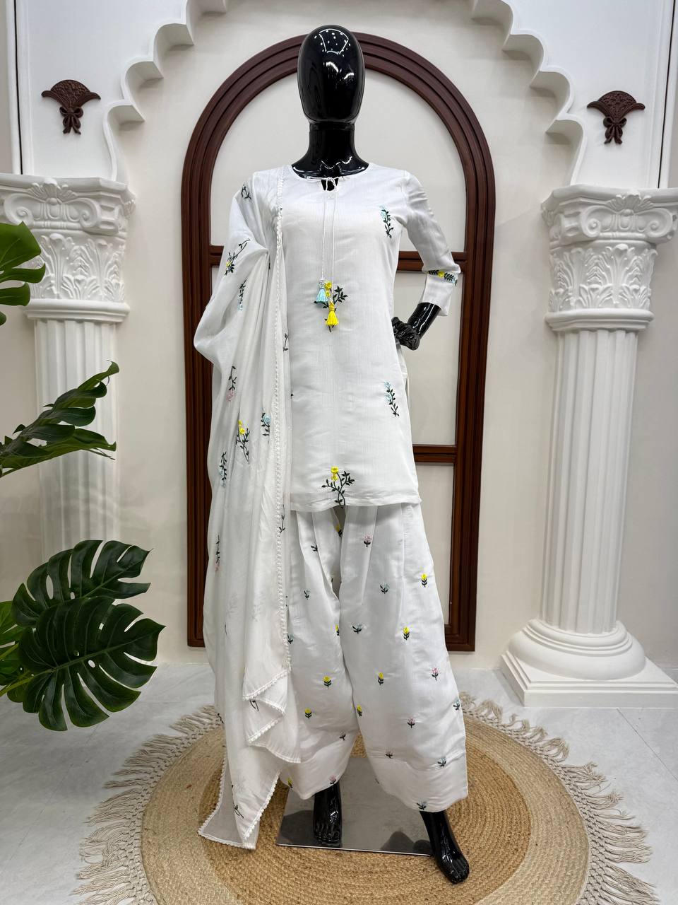 Prazu Fashion Off White Mull Chanderi Silk Thread Work Farshi Salwar Suit | Grocsy