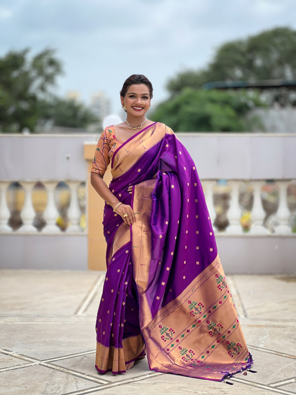 Vedant Vastram Soft Litchi Silk Paithani Jacquard Saree - Magenta | Grocsy