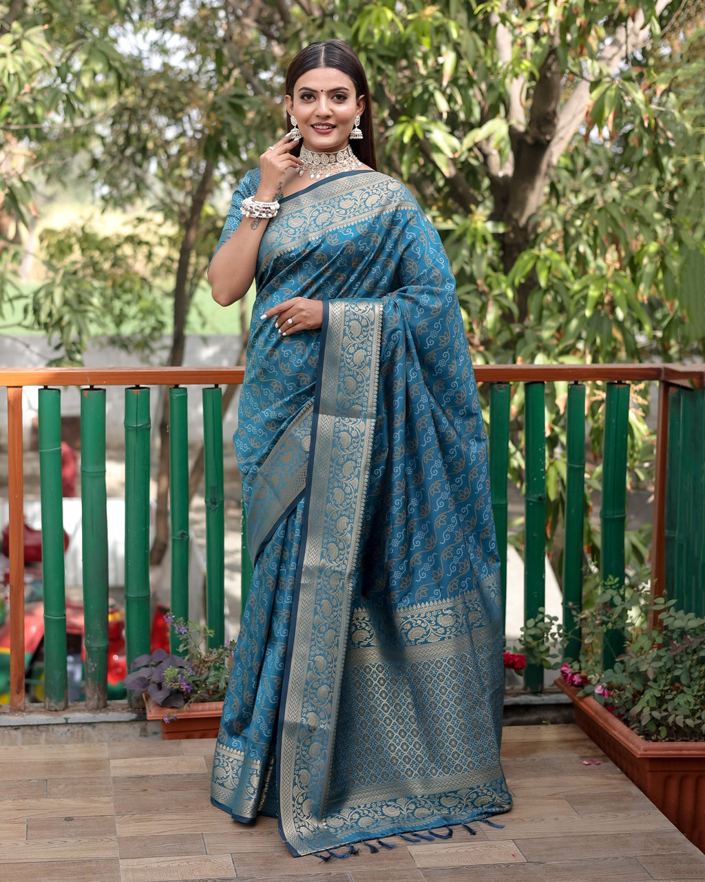 Lorenvalley Premium Bandhej Patola Silk Sarees with kanchi Borders and Contrast Zari Weaving borders Saree - Rama | Grocsy