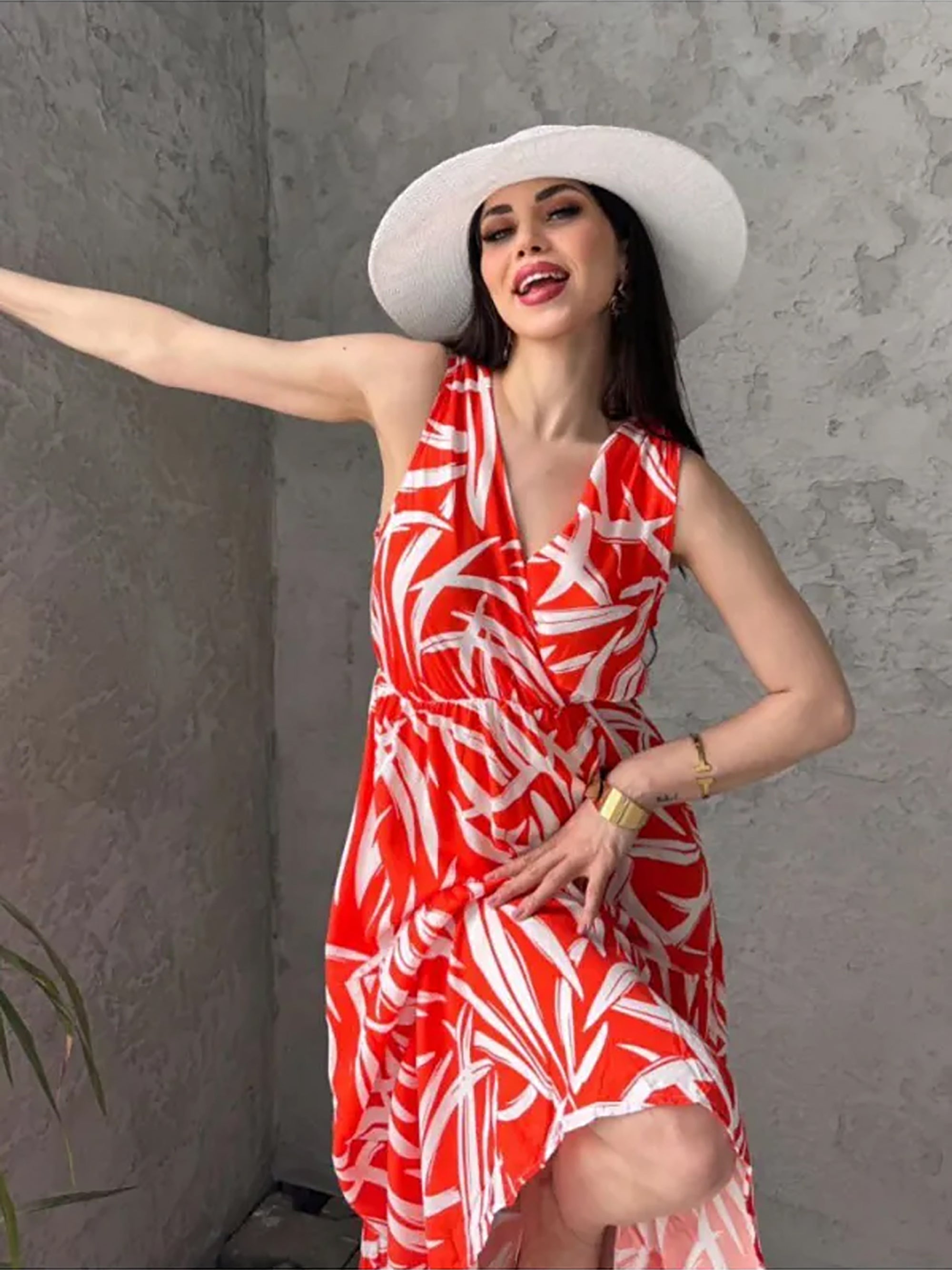 Pimu Viscose Patterned Summer Dress - Elastic Waist, V-Neck - Red | Grocsy