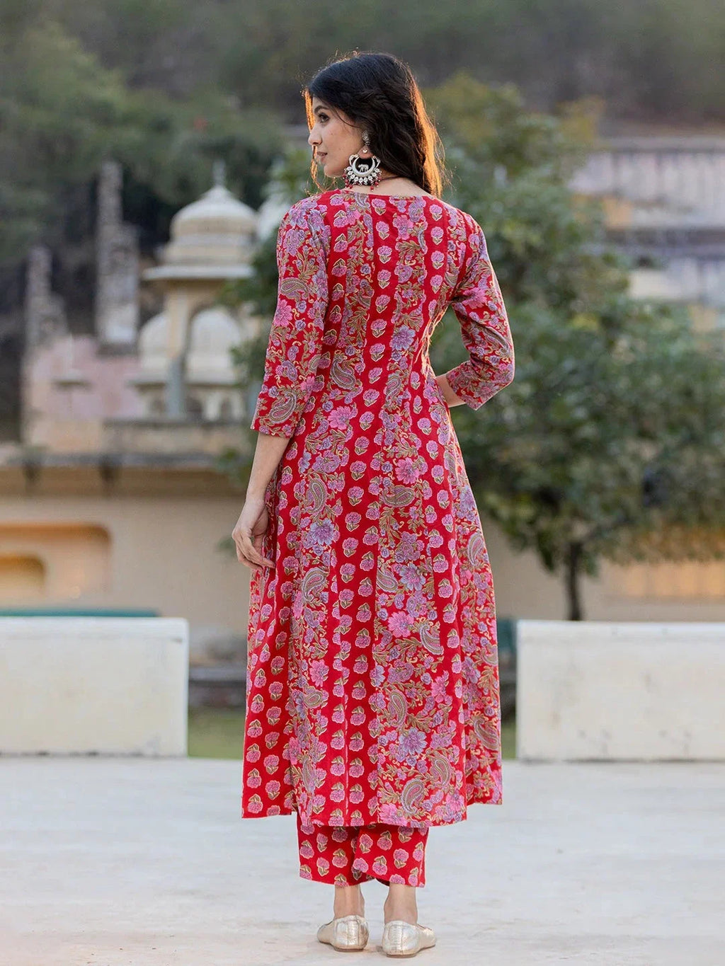 Yufta Red Floral Print Regular Sleeves Anarkali Kurta Trouser And Dupatta Set | Grocsy
