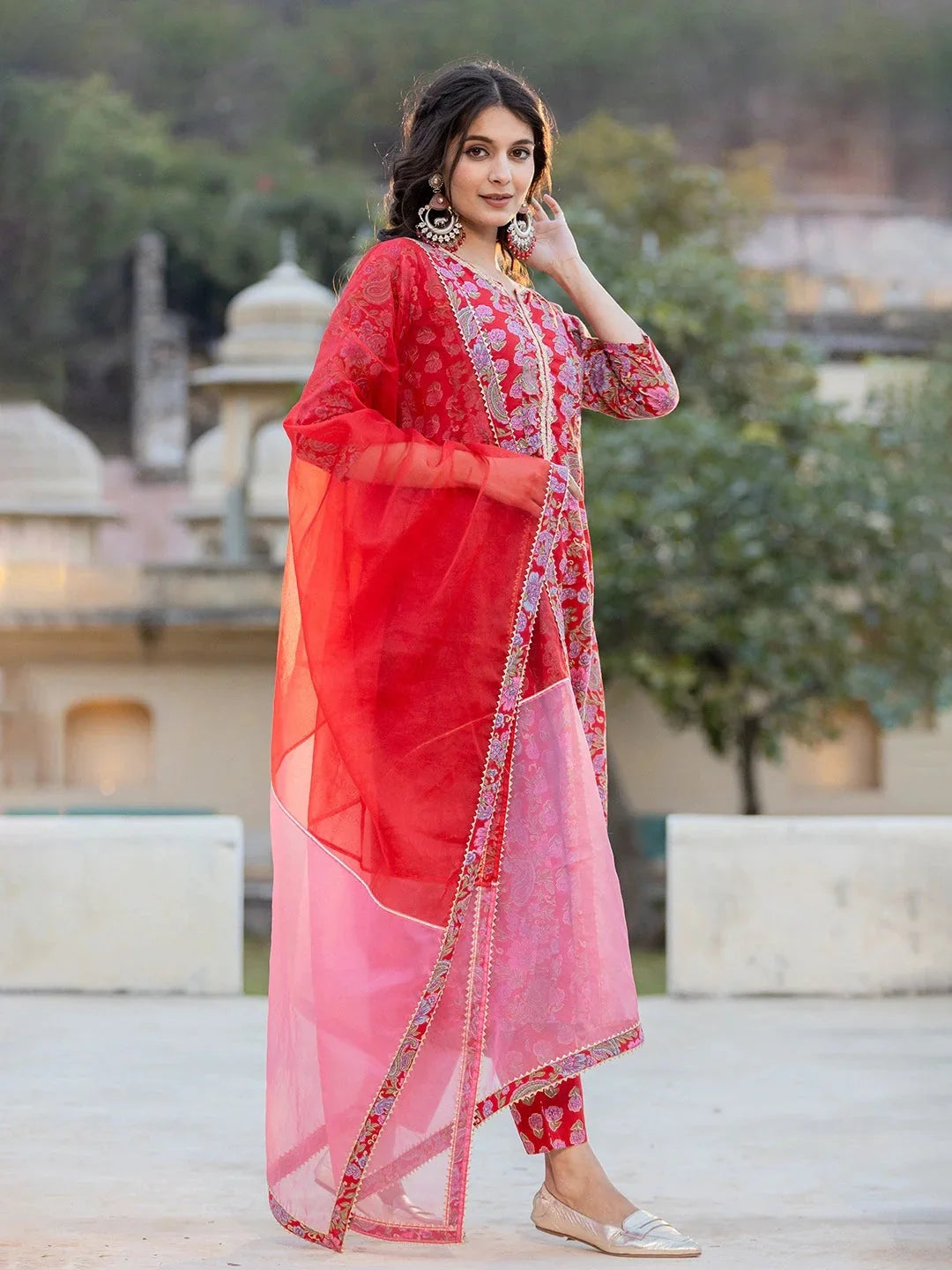 Yufta Red Floral Print Regular Sleeves Anarkali Kurta Trouser And Dupatta Set | Grocsy