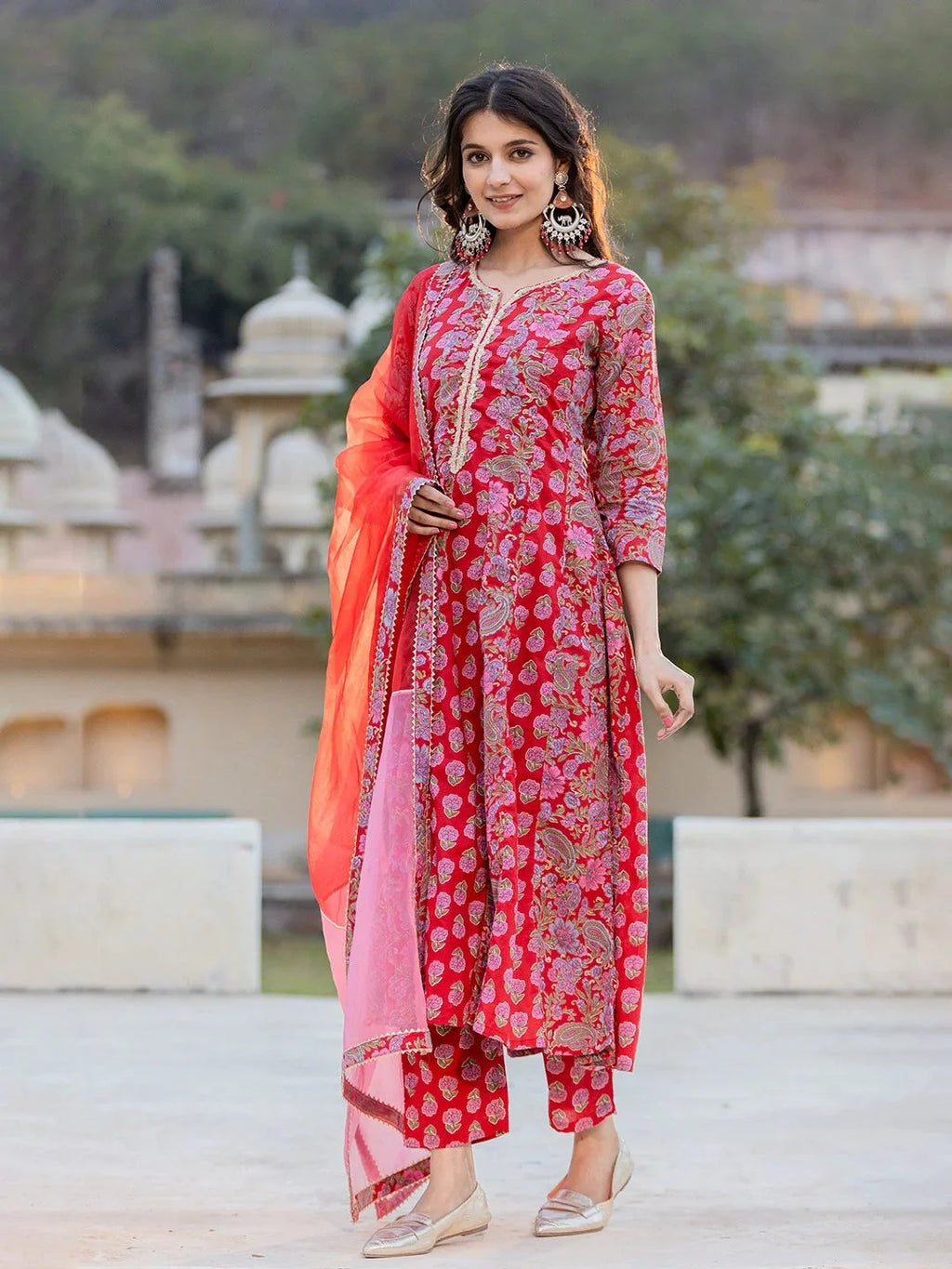 Yufta Red Floral Print Regular Sleeves Anarkali Kurta Trouser And Dupatta Set | Grocsy