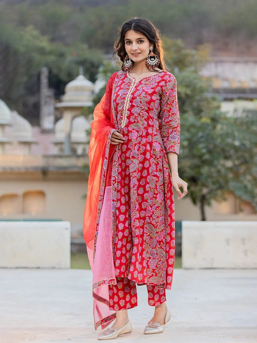 Yufta Red Floral Print Regular Sleeves Anarkali Kurta Trouser And Dupatta Set | Grocsy