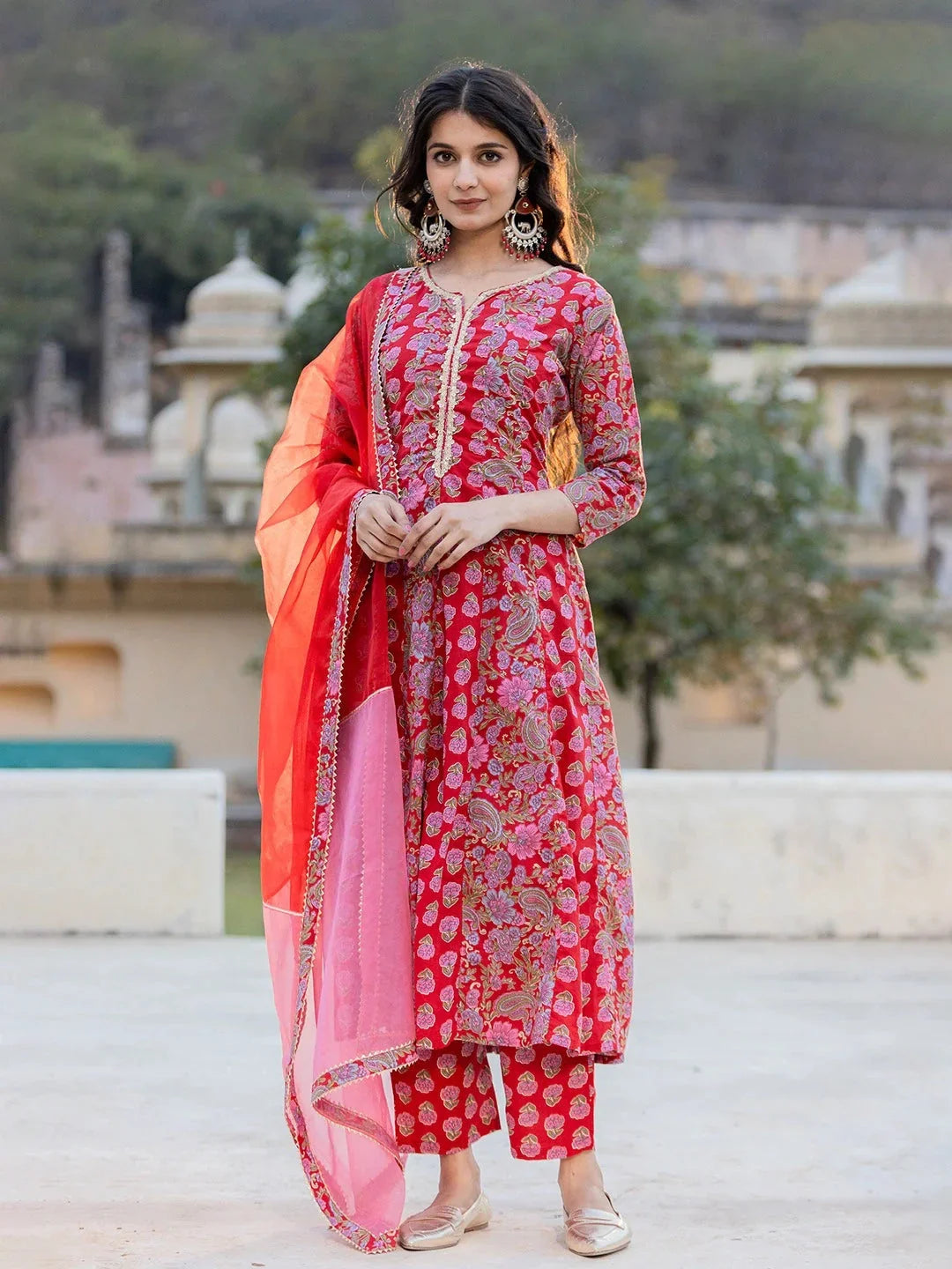 Yufta Red Floral Print Regular Sleeves Anarkali Kurta Trouser And Dupatta Set | Grocsy