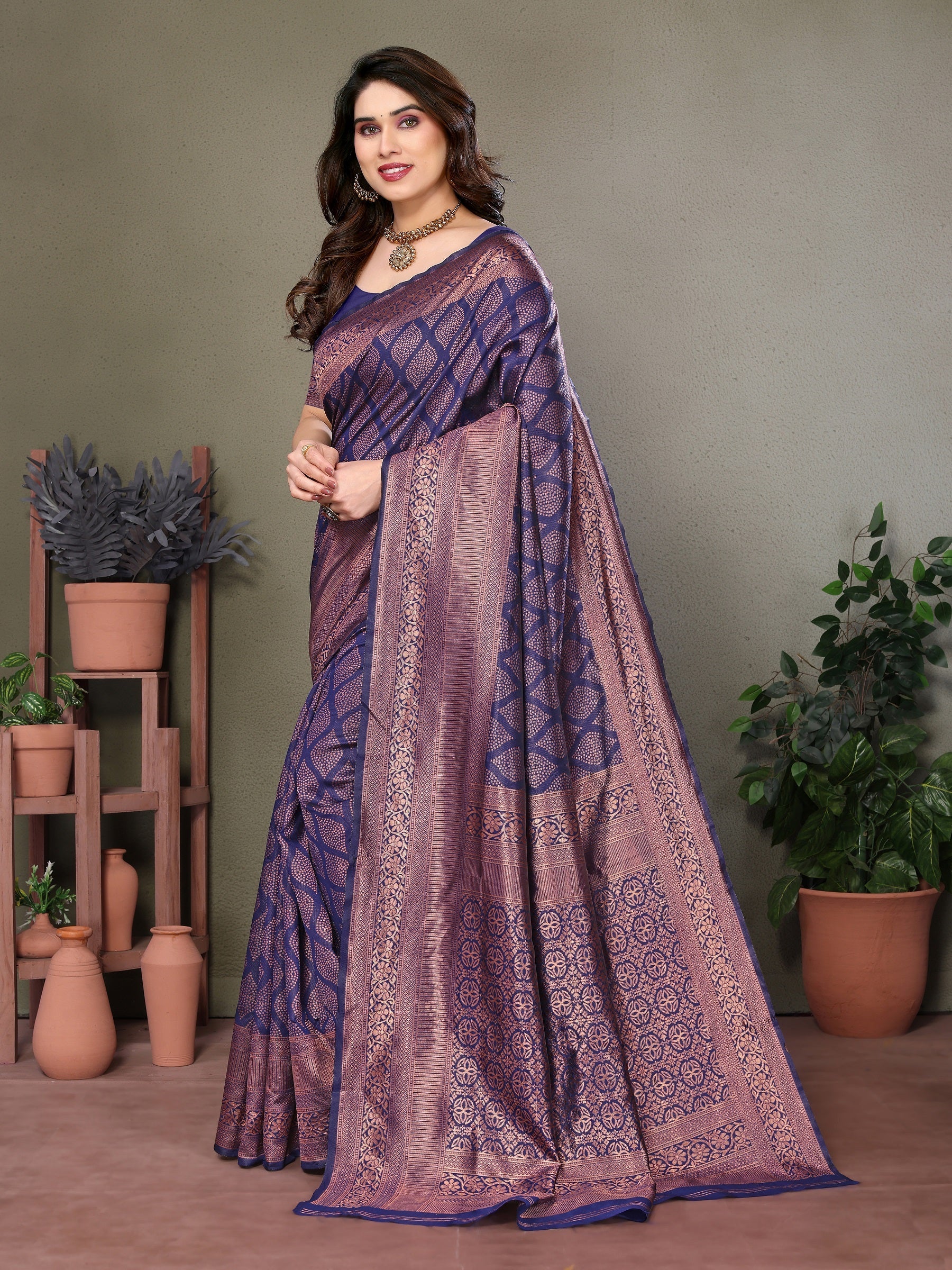 Vedant Vastram Litchi Silk Banarasi Silk Saree - Navy | Grocsy