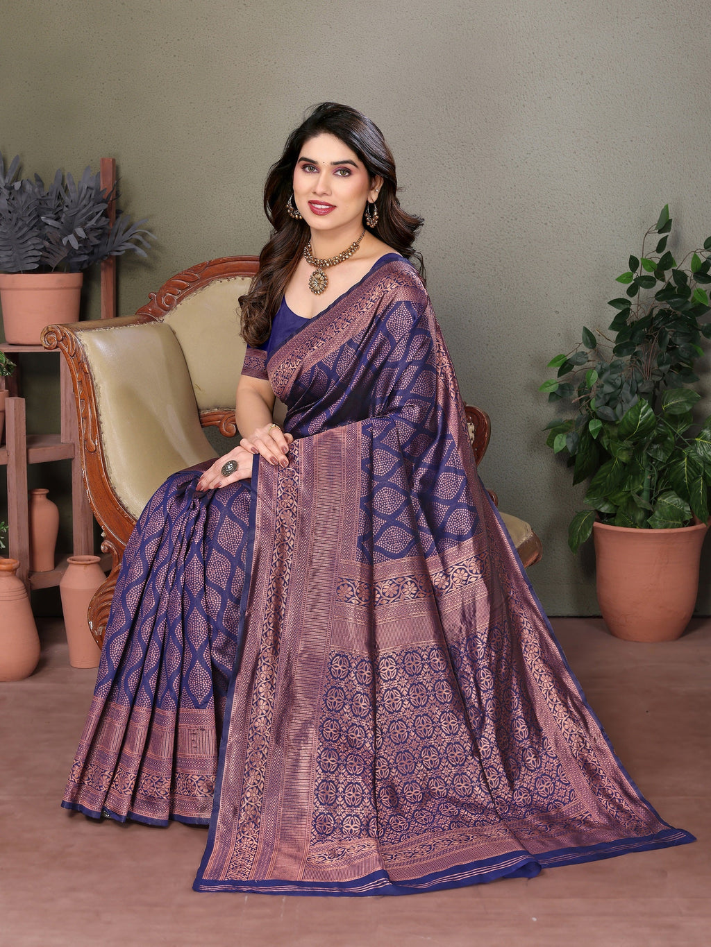Vedant Vastram Litchi Silk Banarasi Silk Saree - Navy | Grocsy
