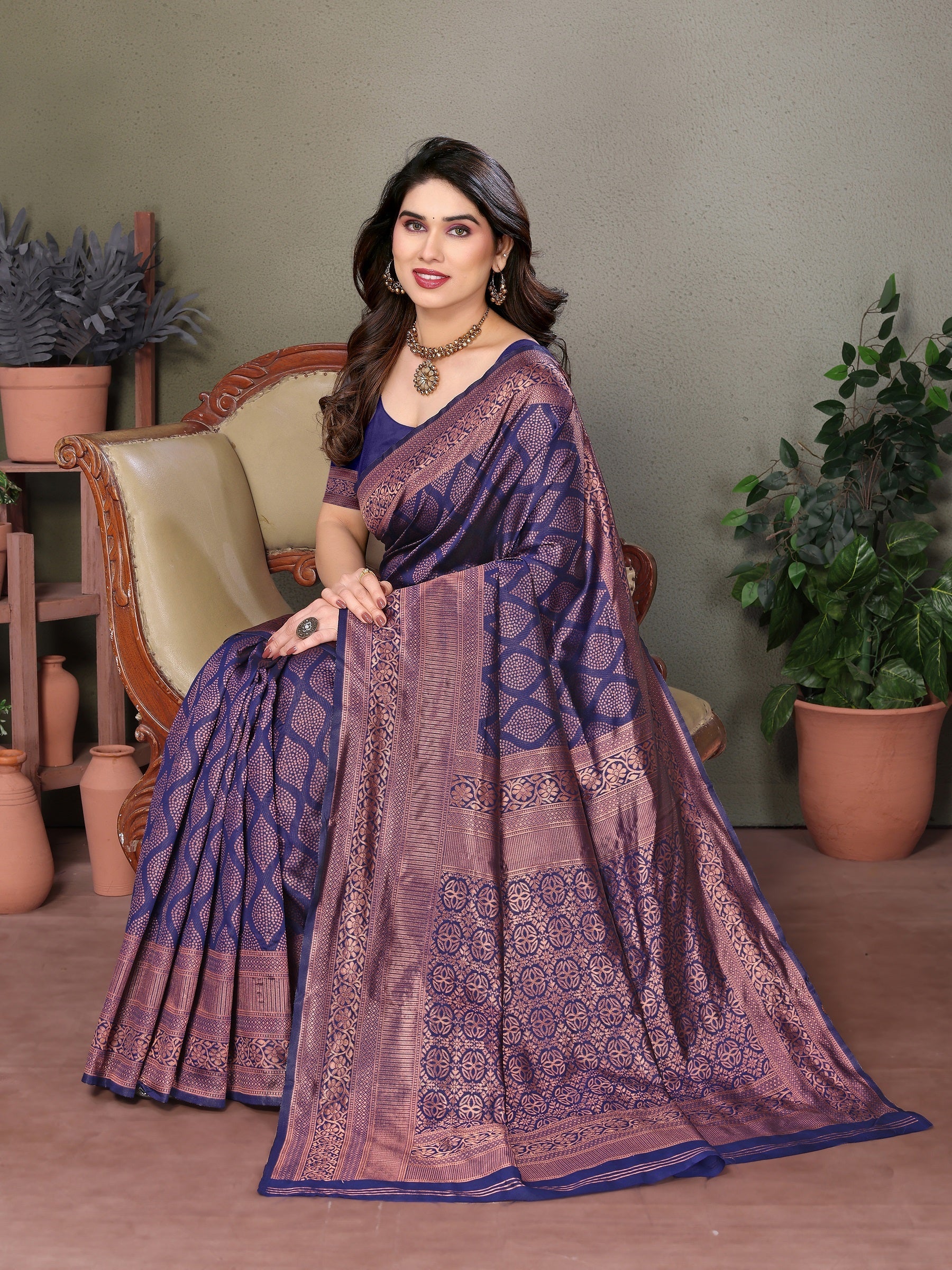 Vedant Vastram Litchi Silk Banarasi Silk Saree - Navy | Grocsy