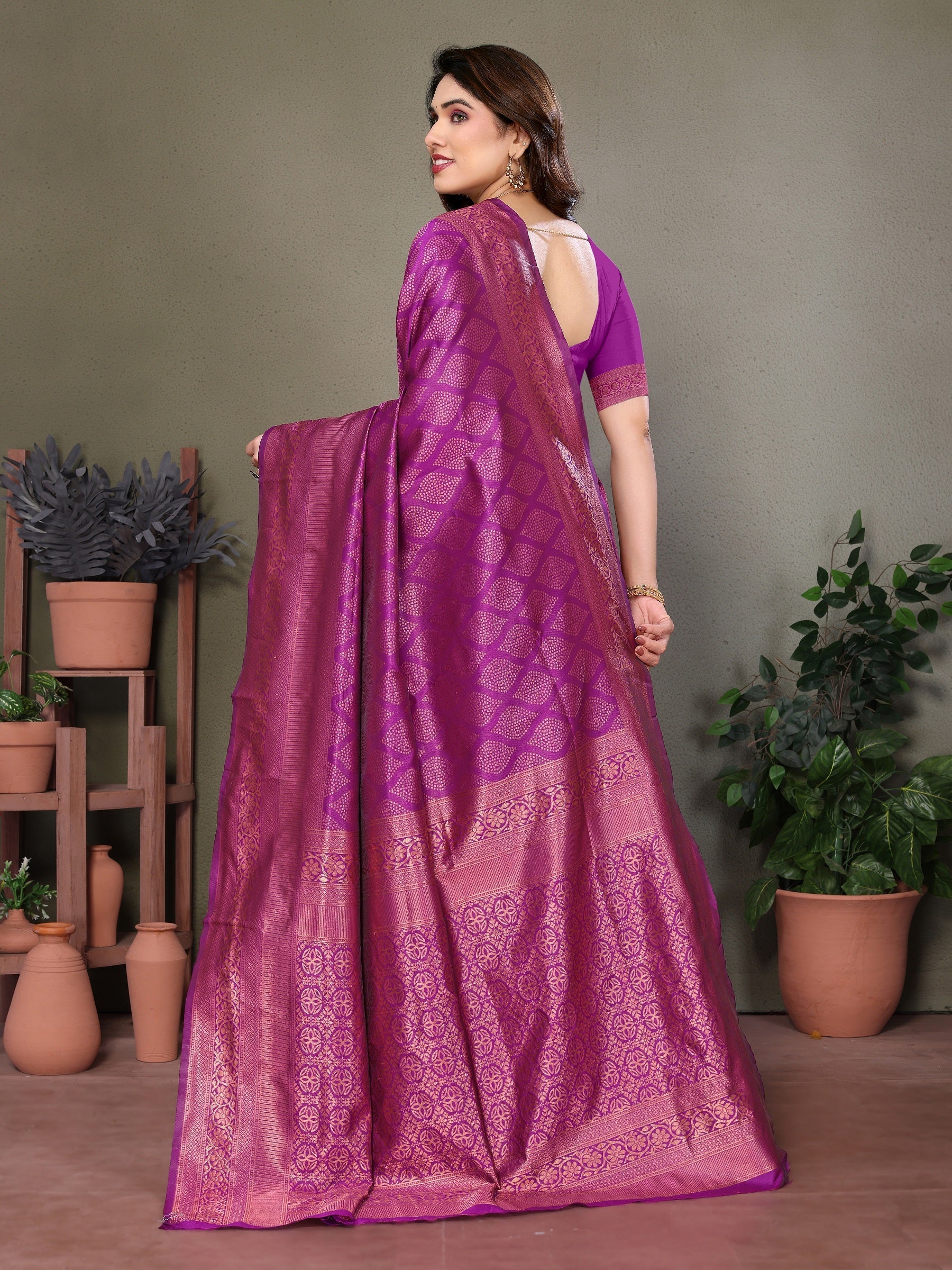Vedant Vastram Litchi Silk Banarasi Silk Saree - Purple | Grocsy
