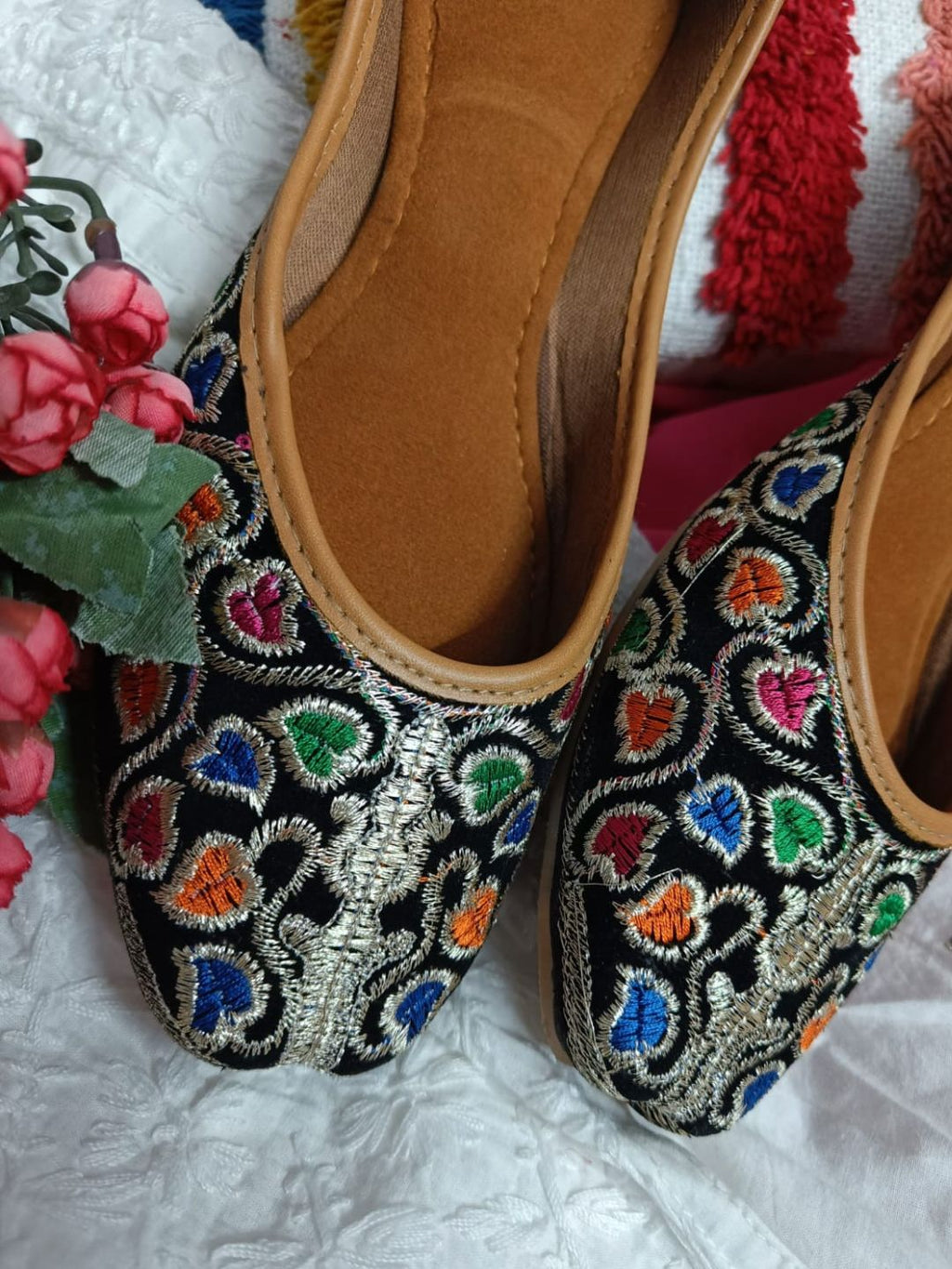 Desi Colour Women Indian Ethnic Footwear-Black Multi Floral | Grocsy