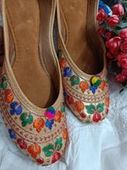 Desi Colour Women Indian Ethnic Footwear-Colour Wave | Grocsy