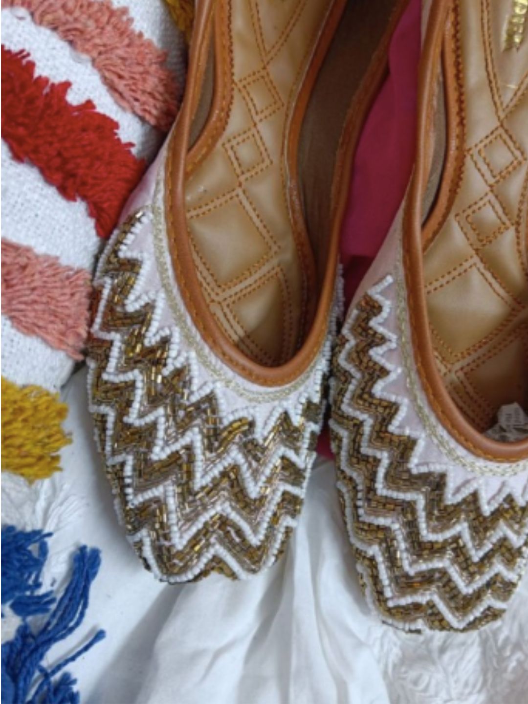 Desi Colour Women Indian Ethnic Footwear-Party Wear Pink Pearl Zigzag | Grocsy