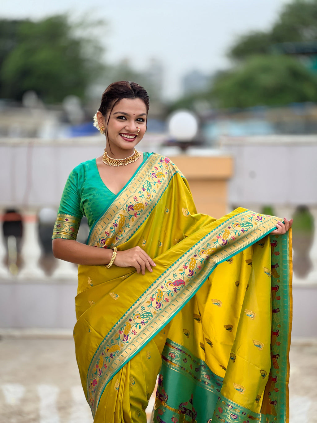 Vedant Vastram Soft Litchi Silk Paithani Jacquard Saree - Olive | Grocsy