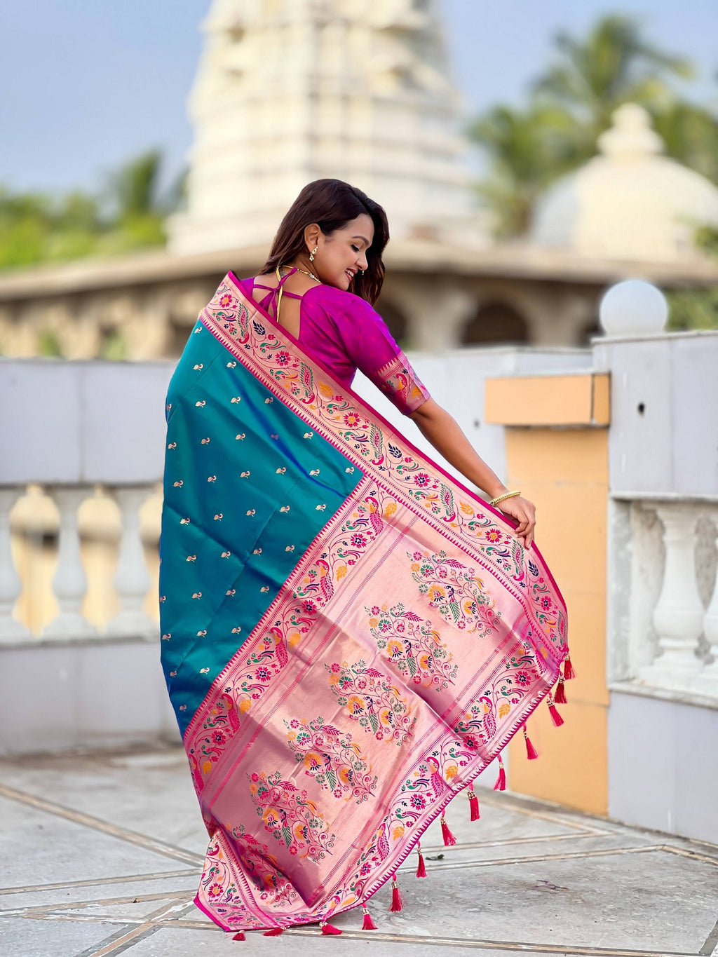 Vedant Vastram Soft Litchi Silk Paithani Jacquard Saree - Rama | Grocsy
