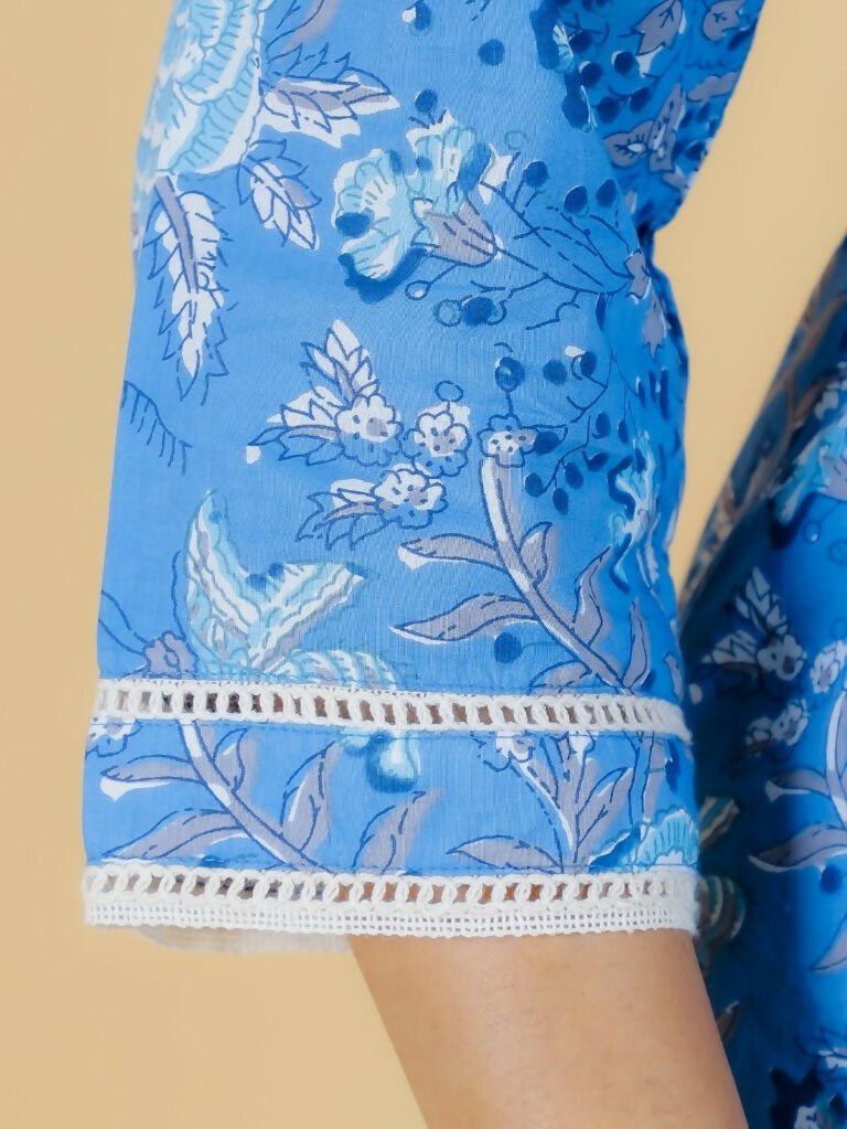 Aramya Straight Soft Cotton Floral Print Women's Kurta Set - Blue | Grocsy