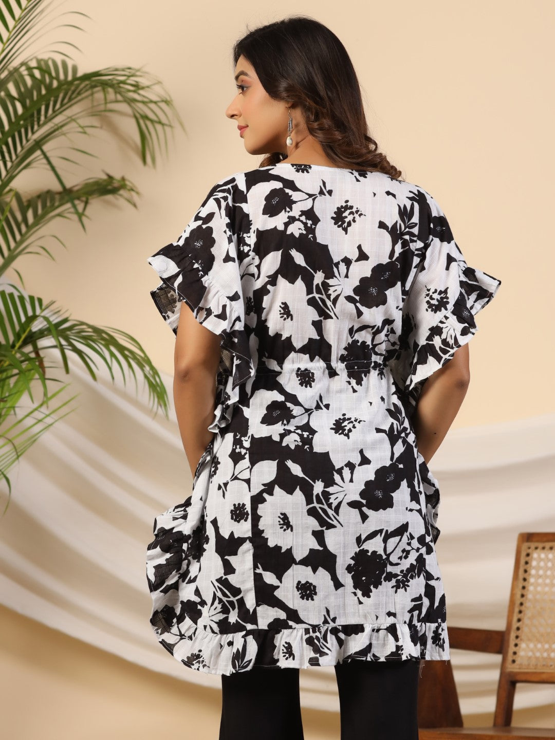 Juniper Black Floral Printed Cotton Dobby Kaftan Tunic | Grocsy