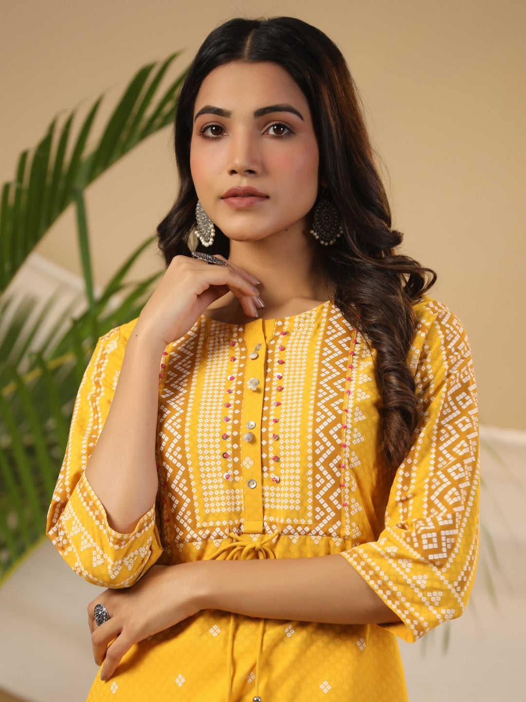 Juniper The Madhubala Women Mustard Geometric Printed Rayon Kurta With Contrast Beadwork Sequins & Tassels | Grocsy