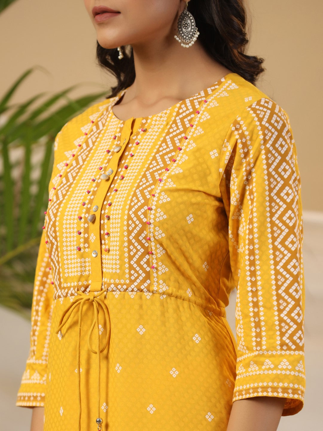 Juniper The Madhubala Women Mustard Geometric Printed Rayon Kurta With Contrast Beadwork Sequins & Tassels | Grocsy