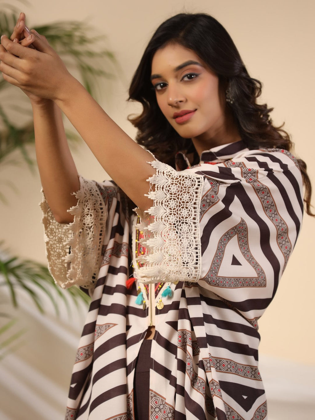 Juniper Brown Stripe Print Cotton Lacy Kaftan & Pants Co-Ord Set & Inner With Contrast Kantha And Bead Work | Grocsy
