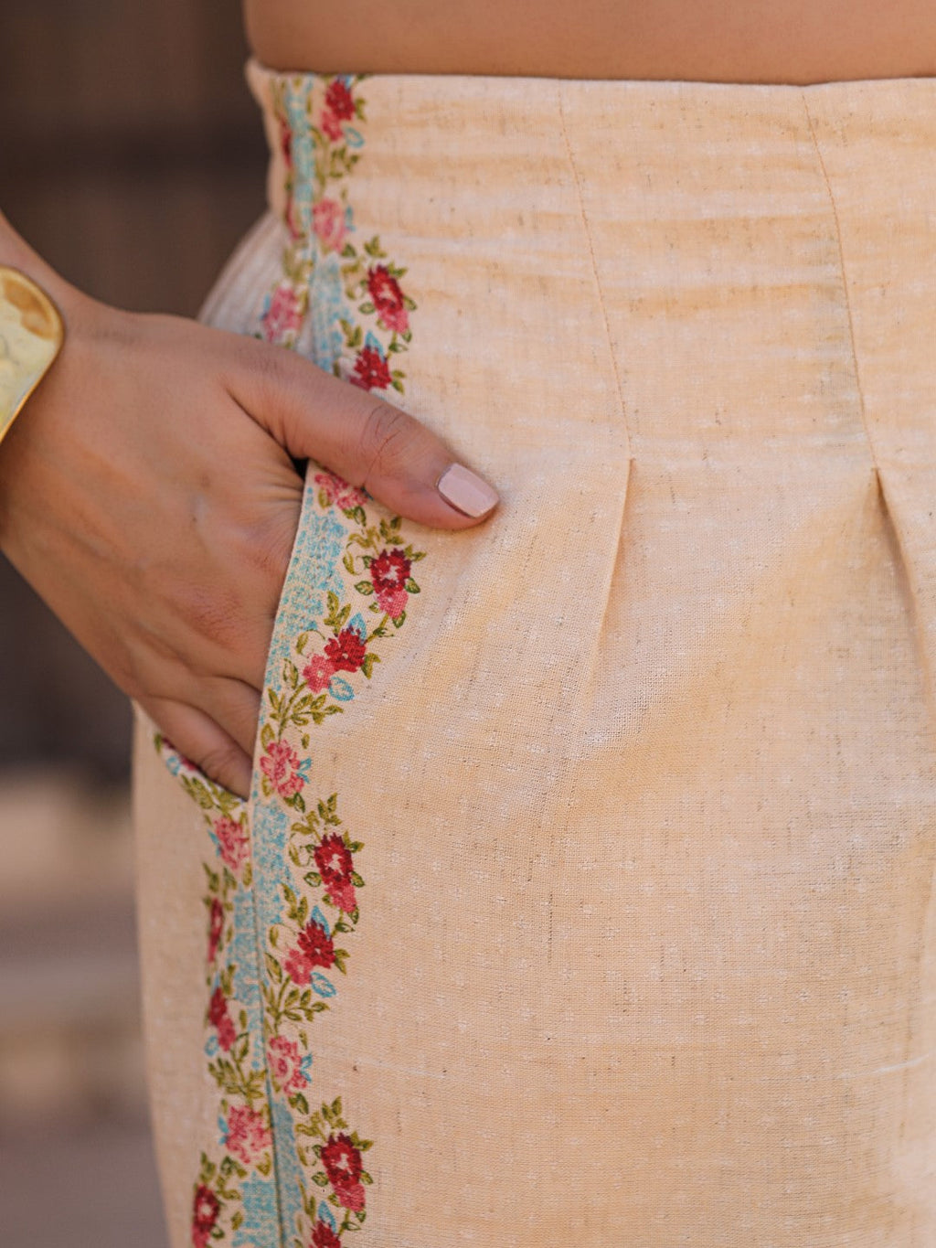Juniper Beige Floral Printed Pure Cotton Crop Top & Pants With Thread Work Embroidery | Grocsy