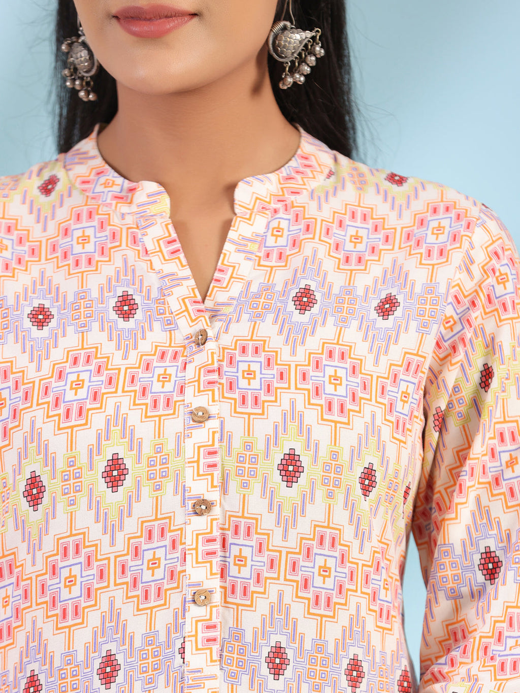 Juniper Women's The Crafted Geometrics Ivory Geometric Printed Rayon Tunic | Grocsy