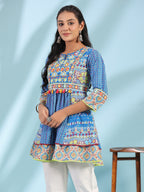 Juniper The Sujani Blue Floral Printed Pure Cotton Tunic With Thread Work | Grocsy