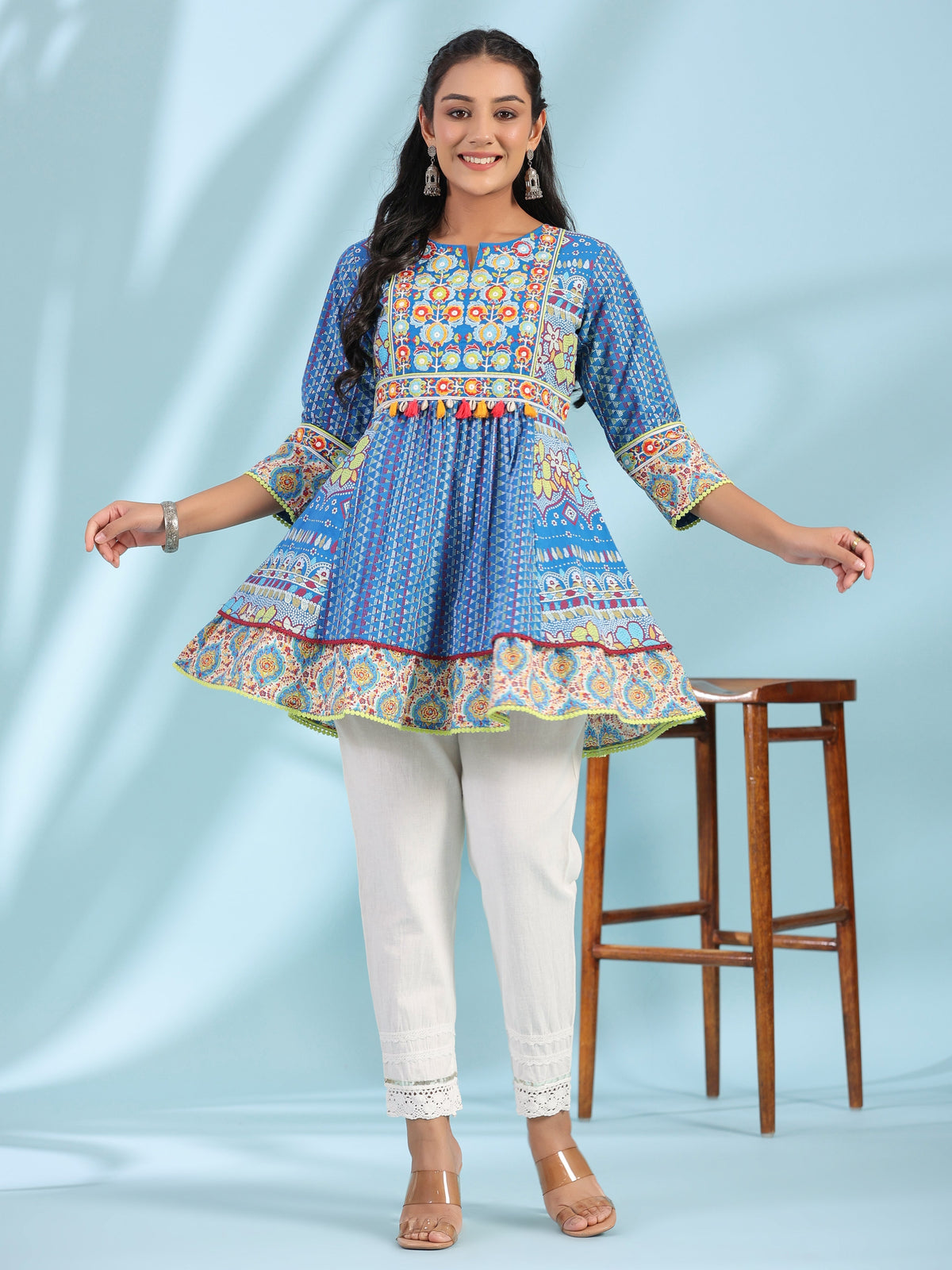 Juniper The Sujani Blue Floral Printed Pure Cotton Tunic With Thread Work | Grocsy