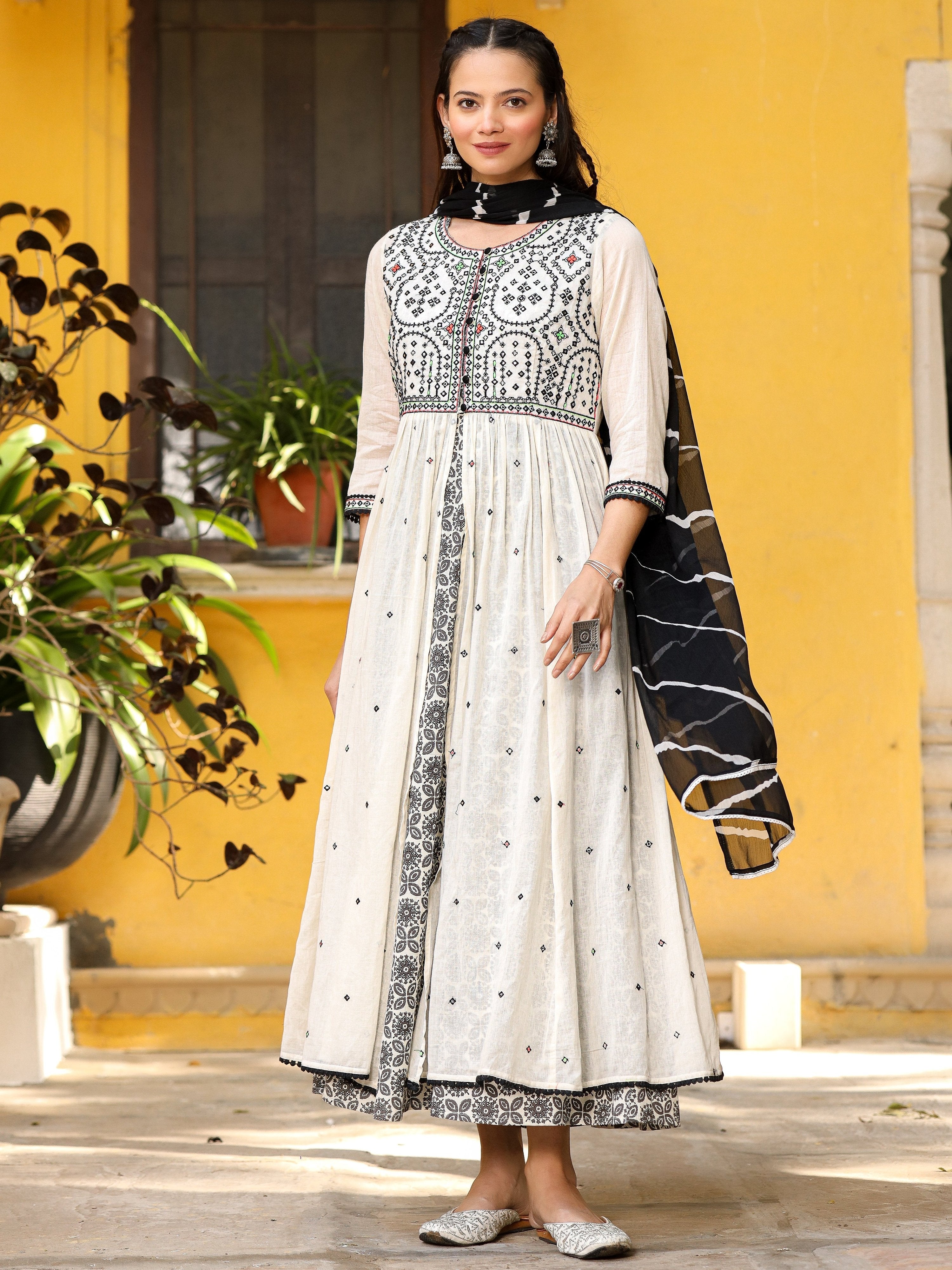 Juniper Off-White & Black Cotton Embroidered Anarkali Dress With Jacket & Tie-Dye Dupatta | Grocsy
