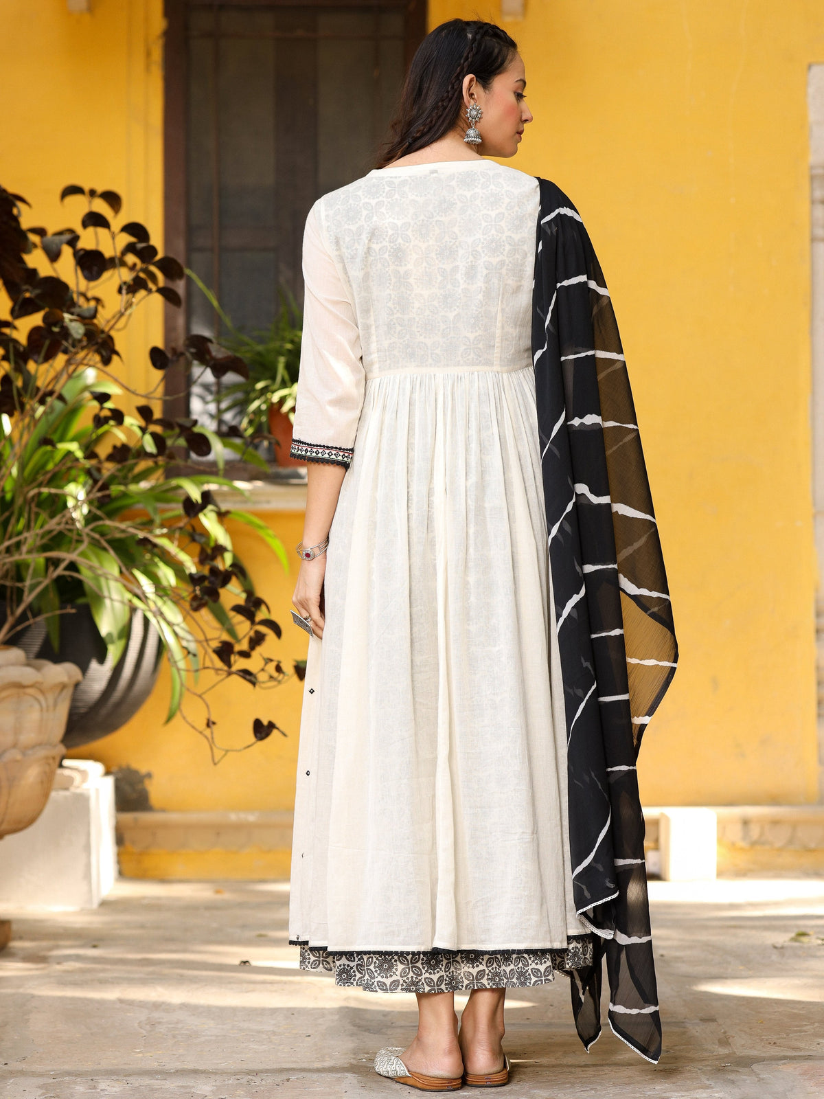 Juniper Off-White & Black Cotton Embroidered Anarkali Dress With Jacket & Tie-Dye Dupatta | Grocsy