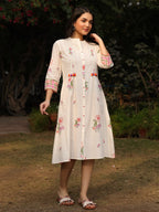 Juniper White Floral Printed A-Line Pleated Cotton Dress With Kantha Work & Tassels | Grocsy
