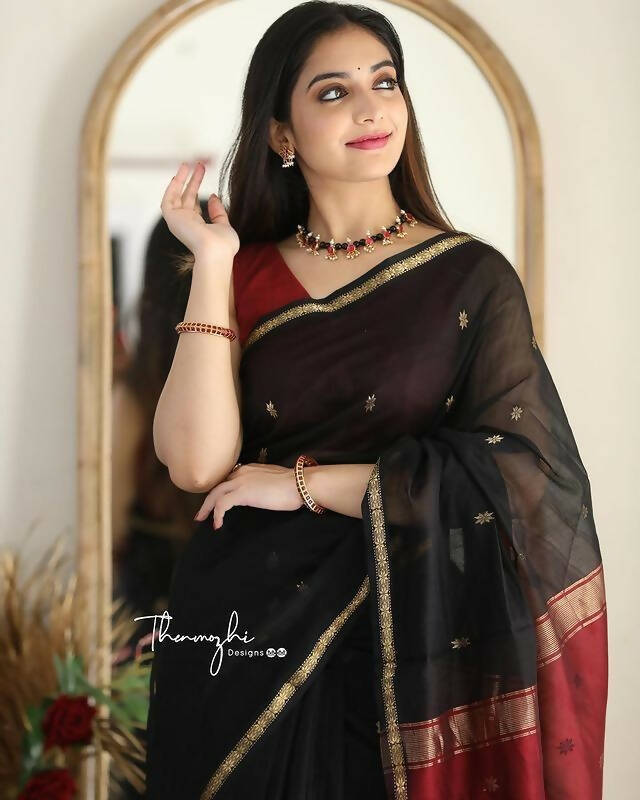 DEIANA'S Beautiful Designer Golden zari Soft Cotton Saree - Navy Blue | Grocsy