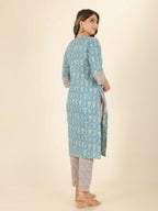 Aramya Straight Soft Cotton Floral Print Women's Kurta Set - Green | Grocsy