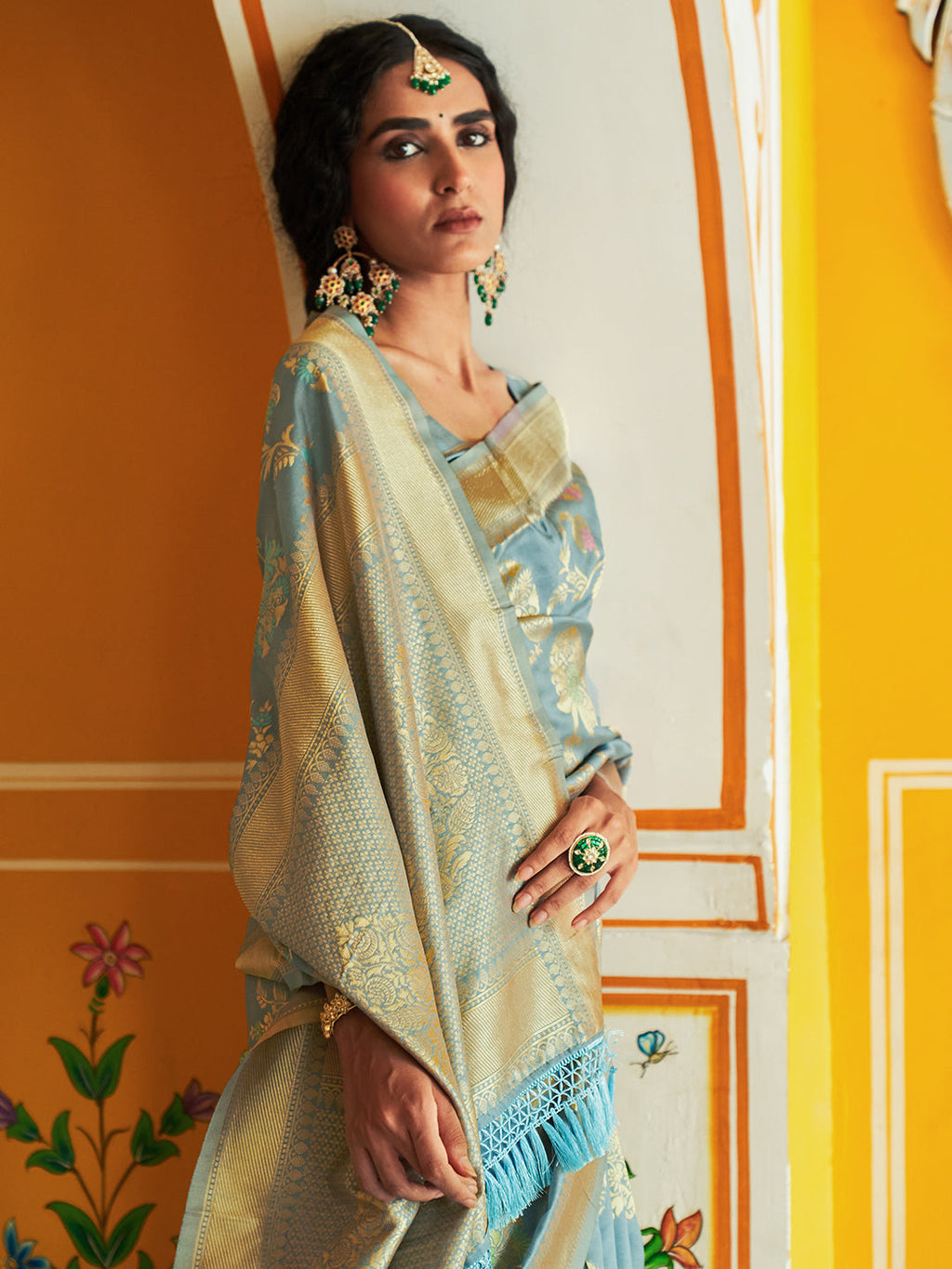 Janasya Grey Banarasi Silk Woven Floral Design Banarasi Saree | Grocsy