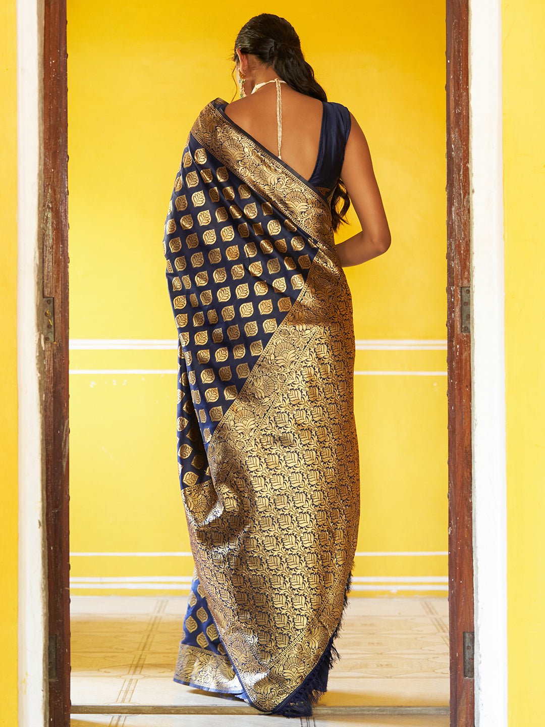 Janasya Navy Blue Banarasi Silk Woven Ethnic Motifs Banarasi Silk Saree | Grocsy