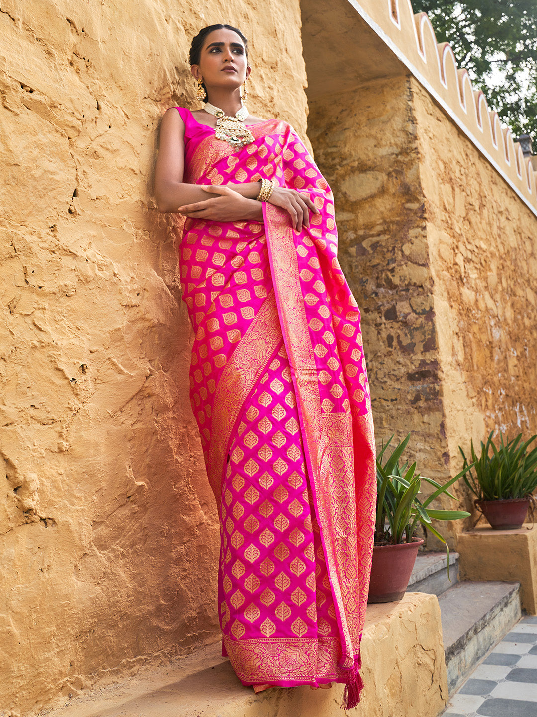 Janasya Rani Pink Banarasi Silk Ethnic Motifs Woven Design Saree | Grocsy
