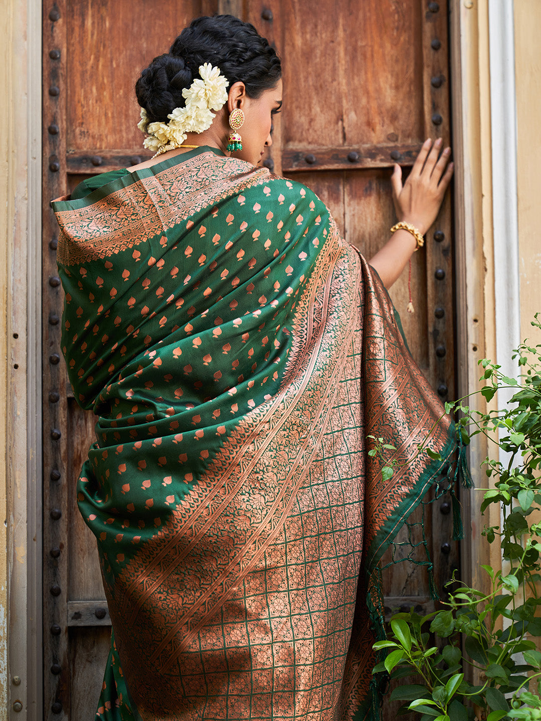 Janasya Green Banarasi Silk Ethnic Motifs Woven Design Saree | Grocsy