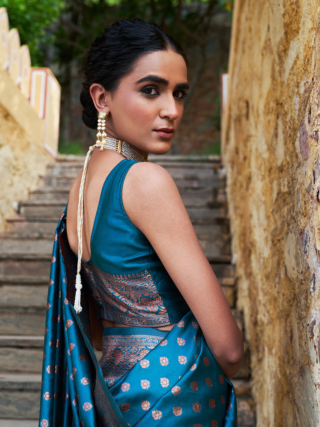 Janasya Green Banarasi Silk Ethnic Motifs Woven Design Saree | Grocsy