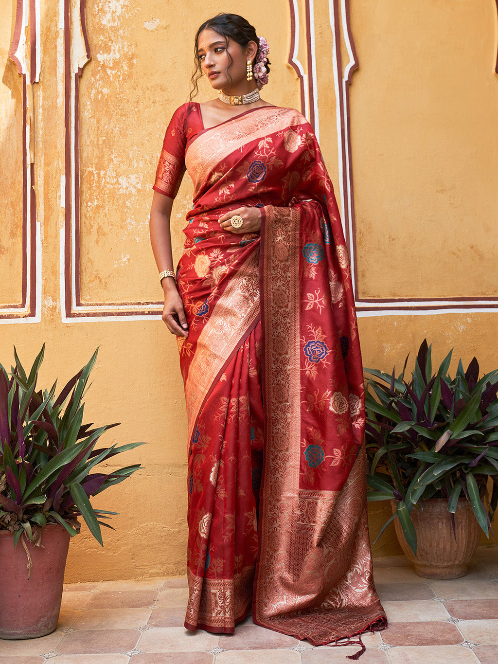 Janasya Red Banarasi Silk Floral Woven Design Saree | Grocsy
