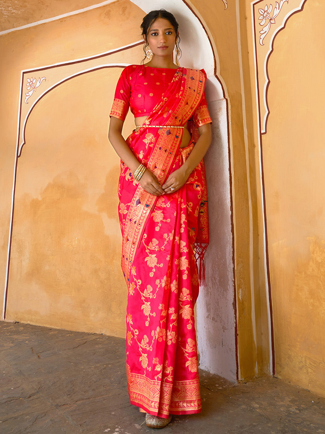 Janasya Pink Banarasi Silk Floral Woven Jaal Saree | Grocsy