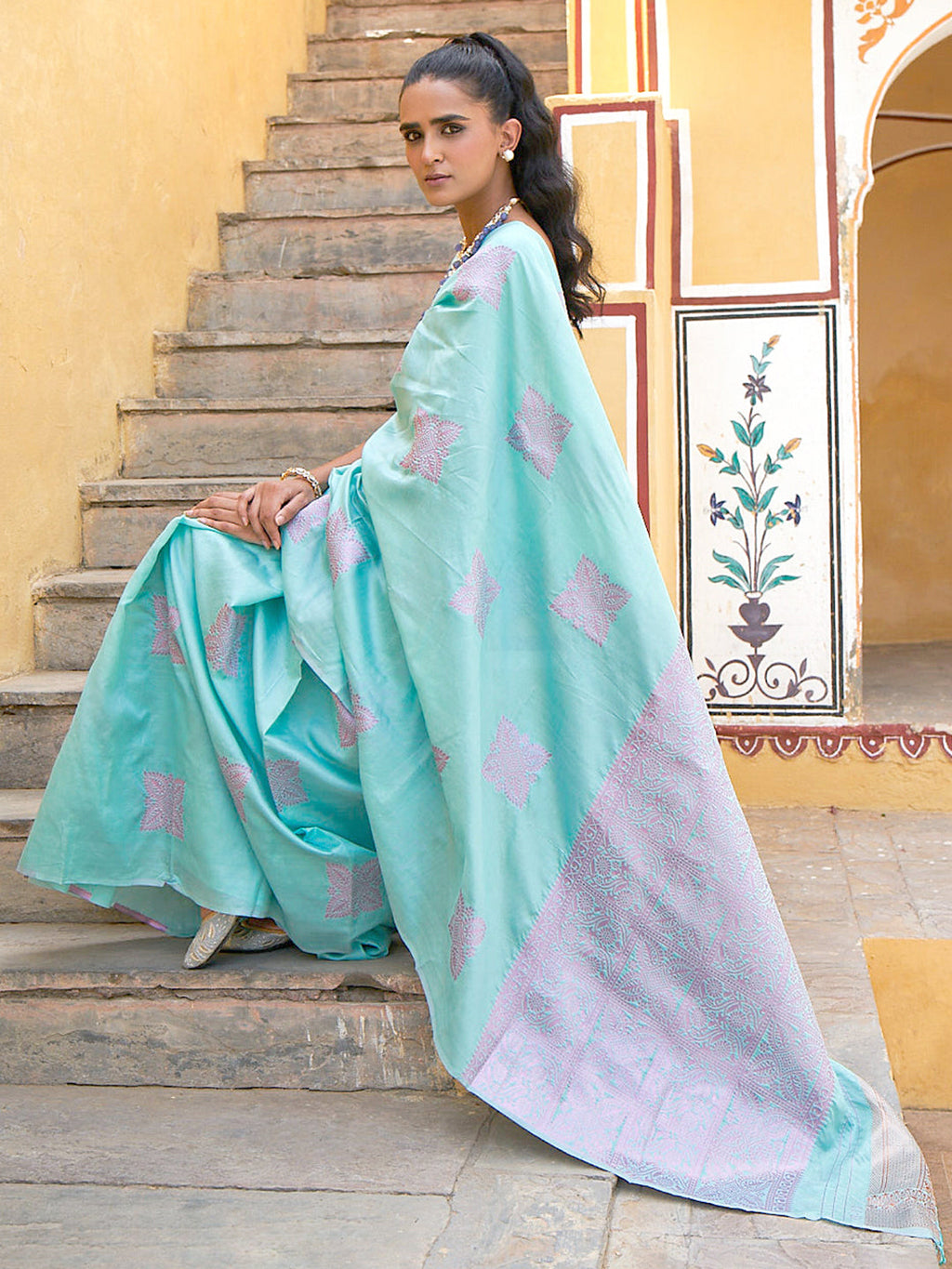Janasya Sea Green Kanjeevaram Silk Woven Ethnic Motifs Kanjeevaram Silk Saree | Grocsy