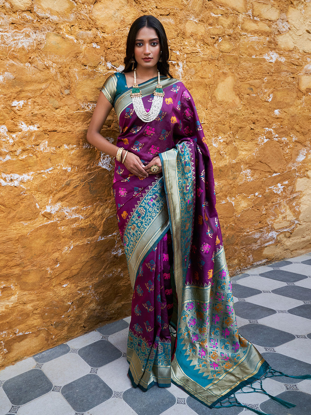Janasya Wine Cotton Silk Woven Ethnic Motifs Patola Saree | Grocsy