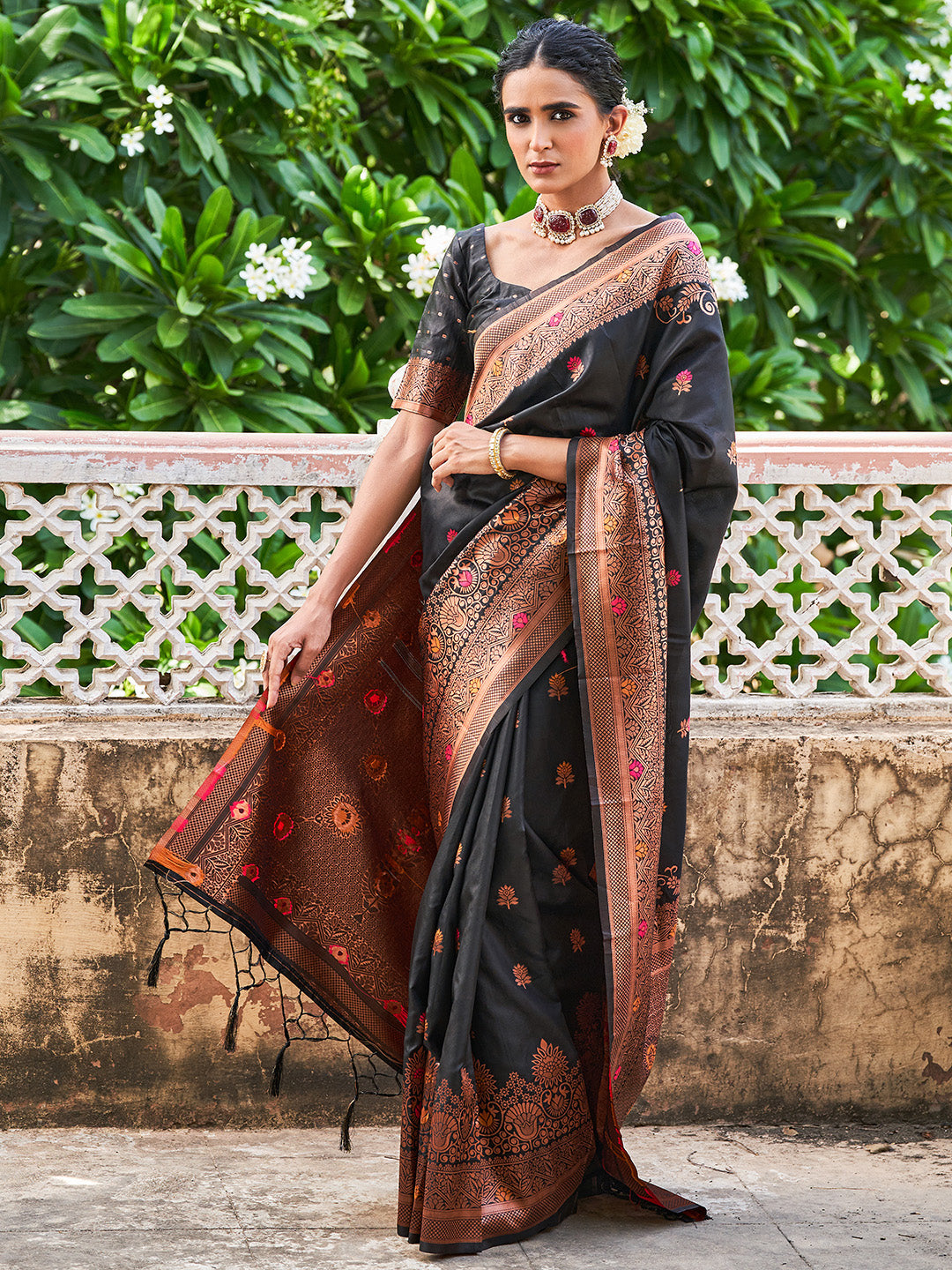 Janasya Black Banarasi Silk Woven Floral Design Banarasi Silk Saree | Grocsy