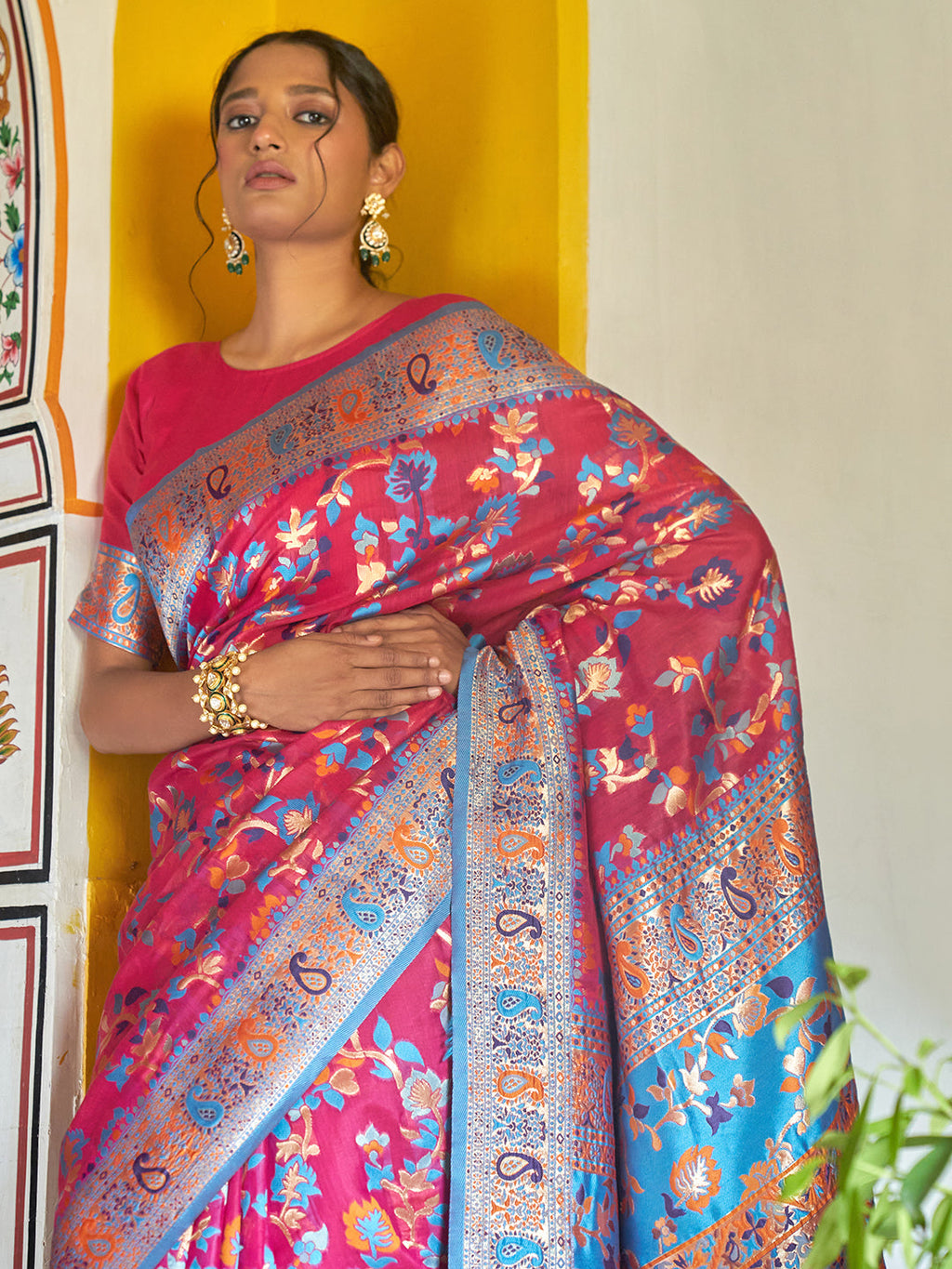 Janasya Pink Chanderi Silk Pashmina Woven Design Saree | Grocsy