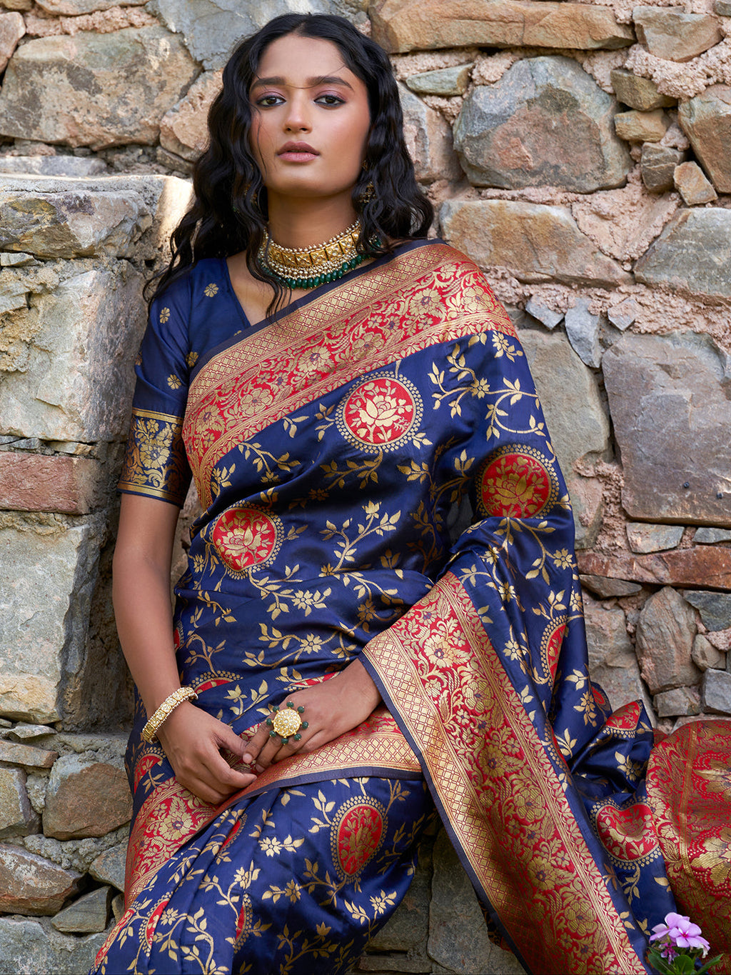Janasya Navy Blue Silk Blend Woven Jaal Motif Woven Design Saree | Grocsy