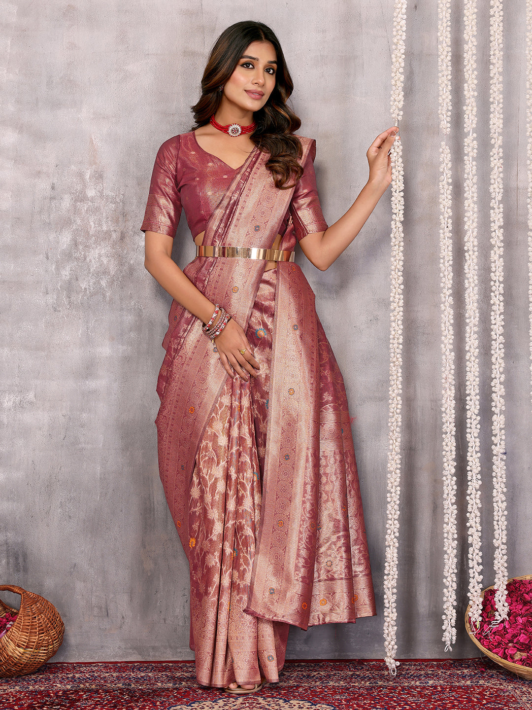 Janasya Mauve Silk Blend Floral Banarasi Saree | Grocsy