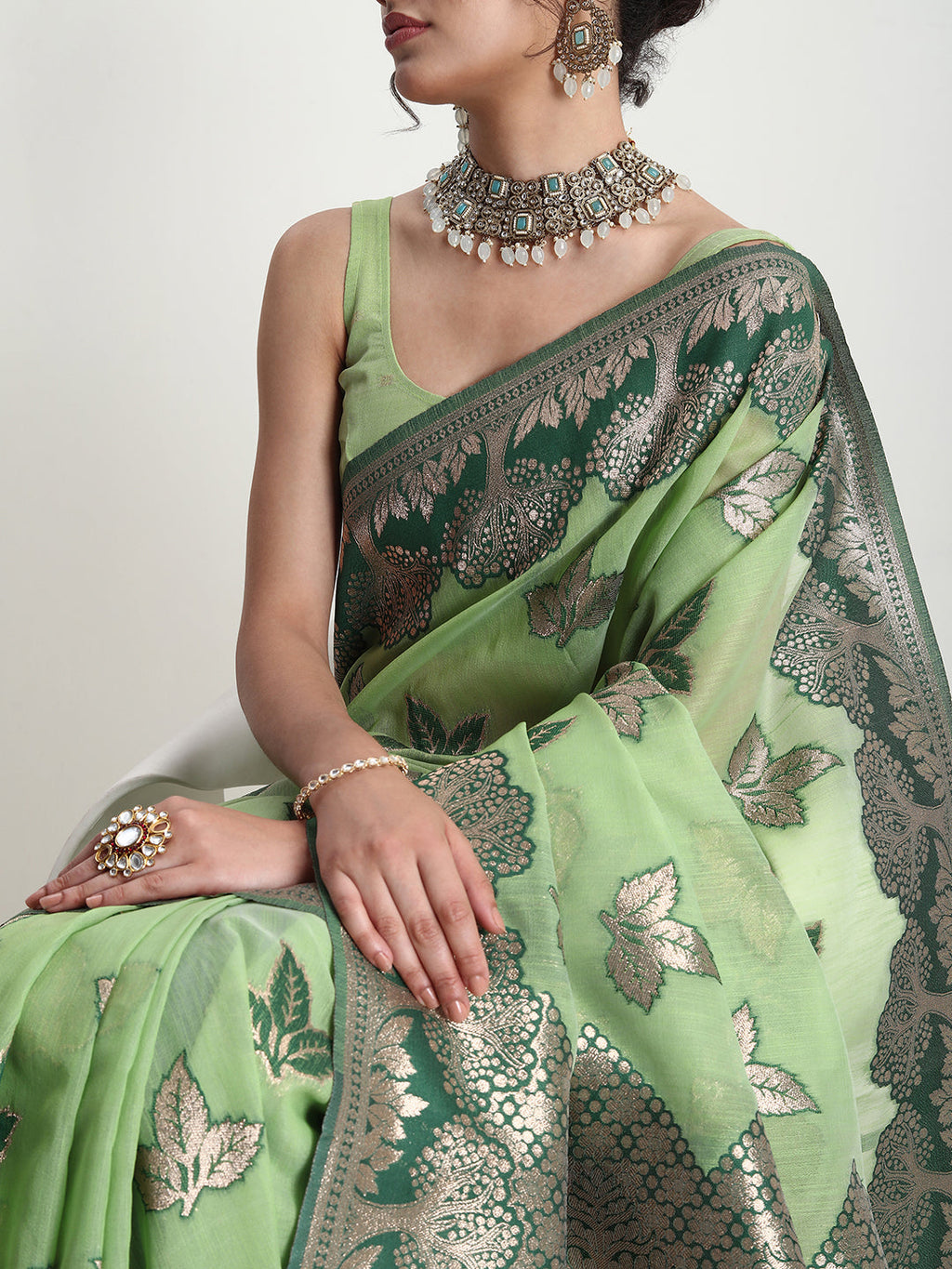 Janasya Light Green Linen Blend Floral Jacquard Saree | Grocsy