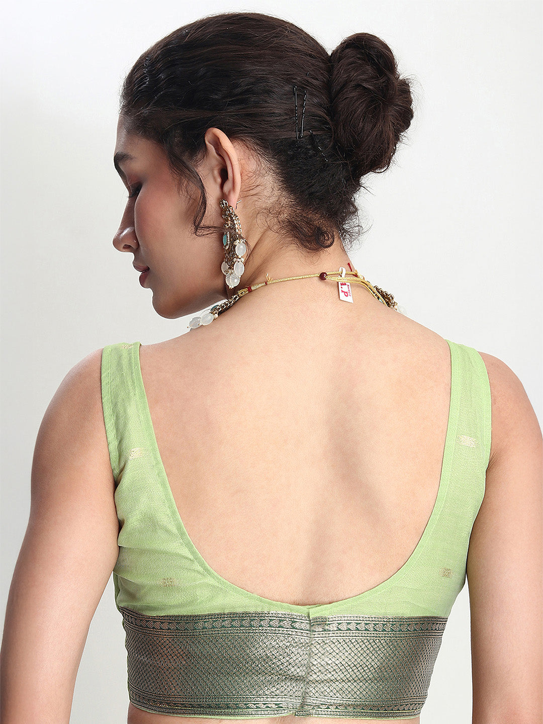 Janasya Light Green Linen Blend Floral Jacquard Saree | Grocsy
