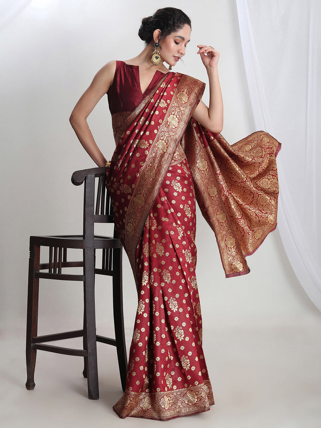Janasya Maroon Silk Blend Floral Jacquard Saree | Grocsy